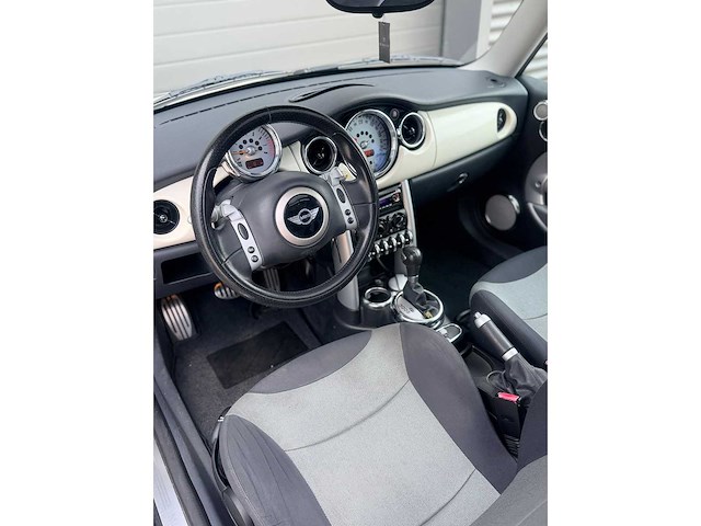 Mini - 2005 - 3-deurs - 1.6 cooper s - personenauto - afbeelding 14 van  15