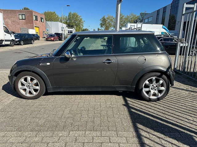 Mini - 2006 - 3-deurs - 1.6 cooper park lane - personenauto - afbeelding 2 van  19