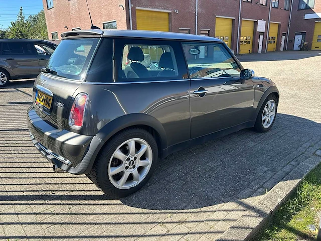 Mini - 2006 - 3-deurs - 1.6 cooper park lane - personenauto - afbeelding 5 van  19