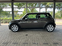 Mini - 2006 - 3-deurs - 1.6 cooper park lane - personenauto - afbeelding 17 van  26