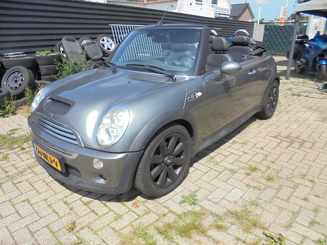 Mini - 2006 - cabrio - 1.6 cooper s - 60-nkj-9 - afbeelding 1 van  14
