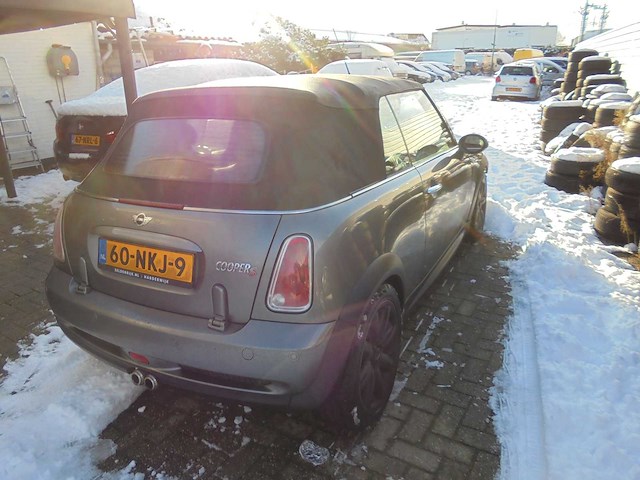 Mini - 2006 - mini cabrio - 1.6 cooper s - 60-nkj-9 - afbeelding 6 van  14