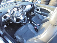 Mini - 2006 - mini cabrio - 1.6 cooper s - 60-nkj-9 - afbeelding 11 van  14