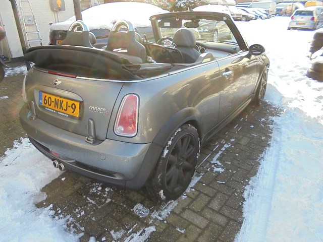 Mini - 2006 - mini cabrio - 1.6 cooper s - 60-nkj-9 - afbeelding 5 van  8