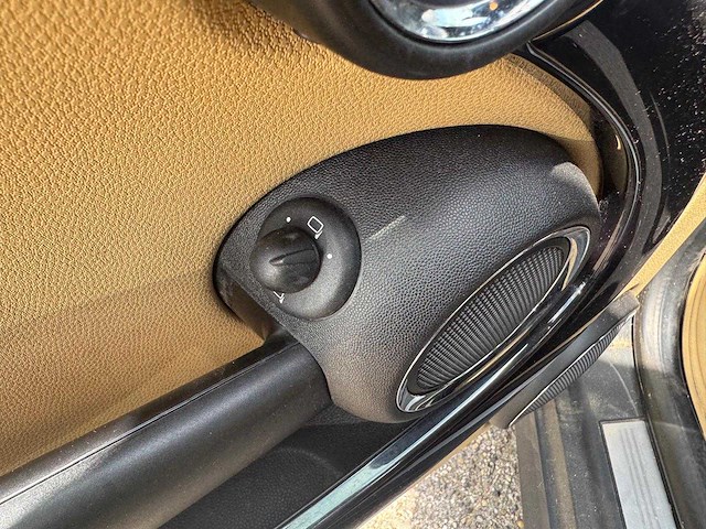 Mini - 2009 - cabrio - 1.6 cooper - n-078-zr - afbeelding 4 van  22