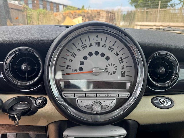 Mini - 2009 - cabrio - 1.6 cooper - n-078-zr - afbeelding 7 van  22