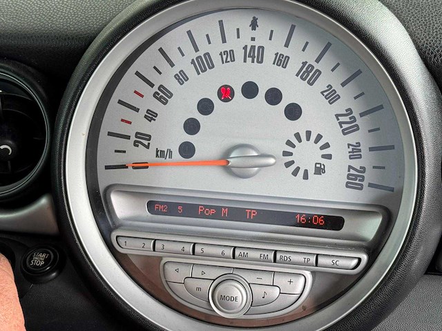Mini - 2009 - mini - 1.4 one anniversary - tz-347-r - personenauto - afbeelding 3 van  16