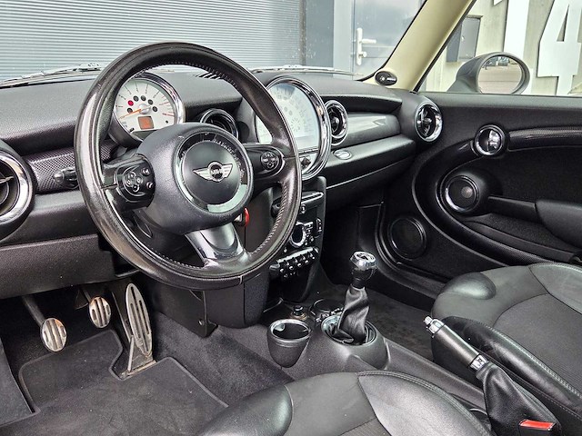 Mini - 2010 - 1.6 cooper s chili - 76-ngb-7 - afbeelding 4 van  28