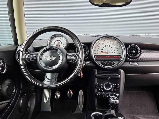 Mini - 2010 - 1.6 cooper s chili - 76-ngb-7 - afbeelding 5 van  28