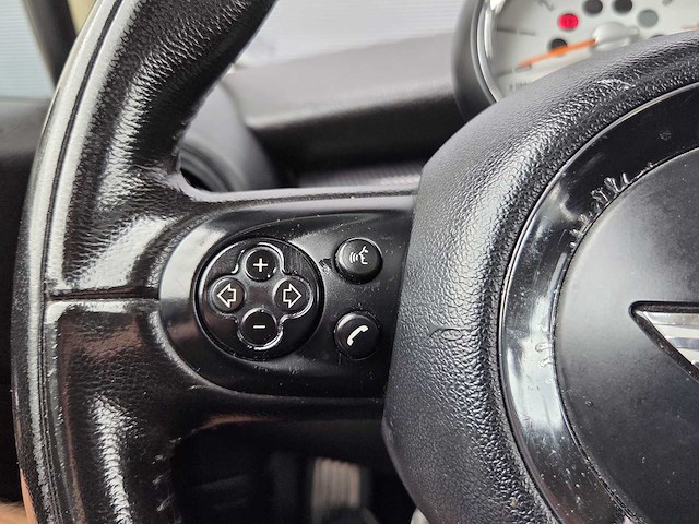 Mini - 2010 - 1.6 cooper s chili - 76-ngb-7 - afbeelding 7 van  28