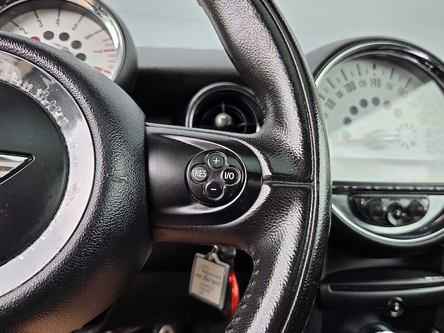 Mini - 2010 - 1.6 cooper s chili - 76-ngb-7 - afbeelding 8 van  28