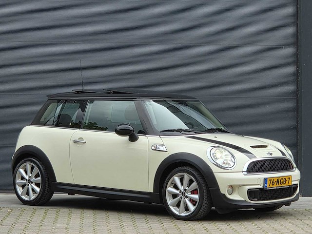 Mini - 2010 - 1.6 cooper s chili - 76-ngb-7 - afbeelding 22 van  28