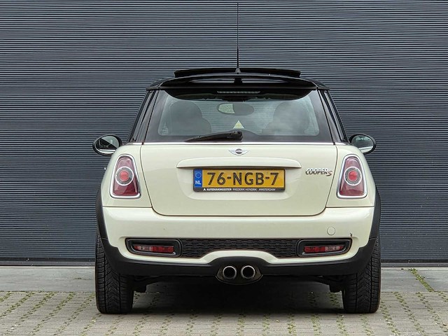 Mini - 2010 - 1.6 cooper s chili - 76-ngb-7 - afbeelding 25 van  28