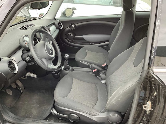 Mini - 2010 - cooper - personenauto - afbeelding 5 van  25