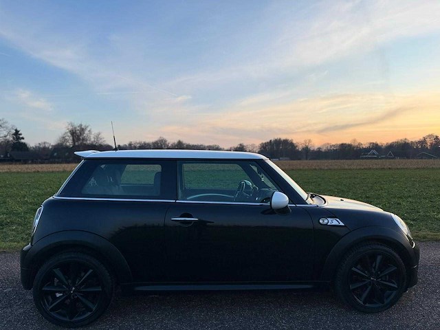 Mini - 2011 - mini - 1.6 cooper s chili - 85-plj-8 - afbeelding 10 van  15