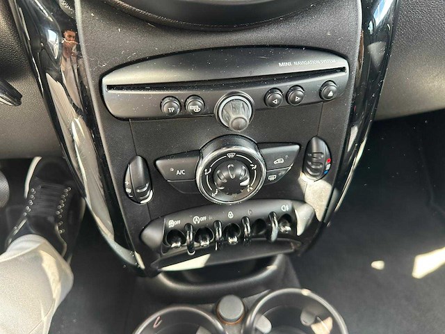 Mini - 2014 - countryman - 1.6 cooper - personenauto - afbeelding 9 van  22