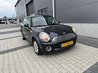 Mini - 3-deurs - 1.4 one - personenauto - 2008 - afbeelding 23 van  24