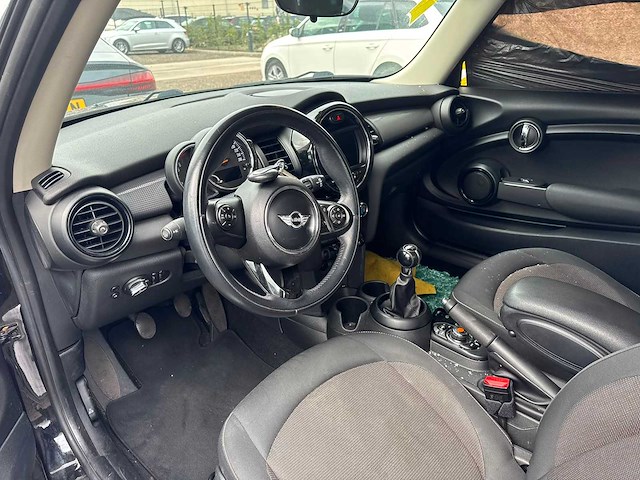 Mini - 3-deurs - 1.5 cooper business rg-572-t 2017 iaw - afbeelding 3 van  9