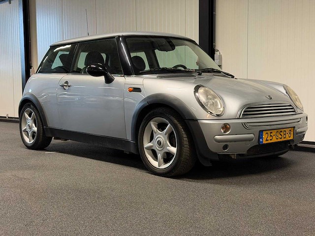 Mini - 3-deurs - 1.6 cooper chili - 25-gsb-8 - 2002 iaw - afbeelding 10 van  18