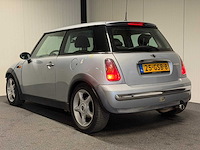 Mini - 3-deurs - 1.6 cooper chili - 25-gsb-8 - 2002 iaw - afbeelding 16 van  18