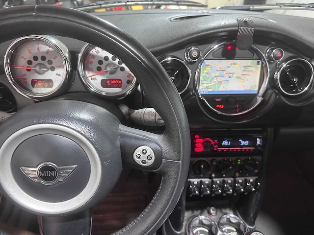 Mini - 3-deurs - 1.6 cooper s chili - 05-nbx-5- 2004 - afbeelding 12 van  18