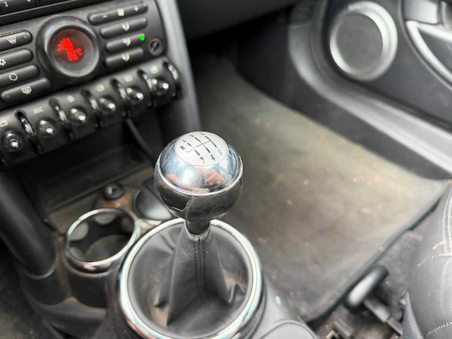 Mini - 3-deurs - 1.6 cooper s chili - personenauto - 2005 - afbeelding 13 van  28