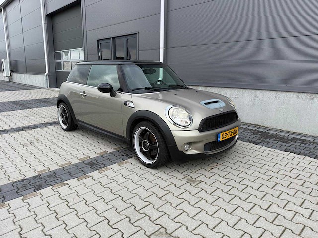 Mini - 3-deurs - 1.6 cooper s chili - personenauto - 2007 - afbeelding 15 van  25