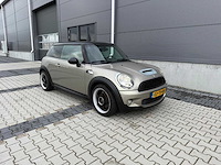 Mini - 3-deurs - 1.6 cooper s chili - personenauto - 2007 - afbeelding 15 van  25