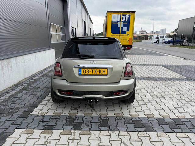 Mini - 3-deurs - 1.6 cooper s chili - personenauto - 2007 - afbeelding 18 van  25