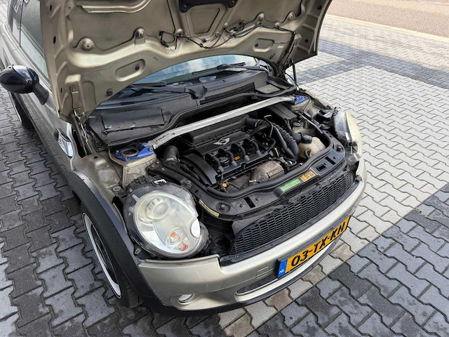 Mini - 3-deurs - 1.6 cooper s chili - personenauto - 2007 - afbeelding 9 van  25