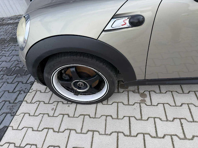 Mini - 3-deurs - 1.6 cooper s chili - personenauto - 2007 - afbeelding 18 van  25