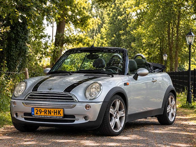Mini - cabrio - 1.6 cooper chili - 2005 - personenauto - afbeelding 1 van  13