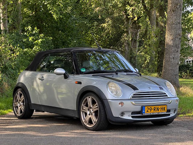Mini - cabrio - 1.6 cooper chili - 2005 - personenauto - afbeelding 8 van  13
