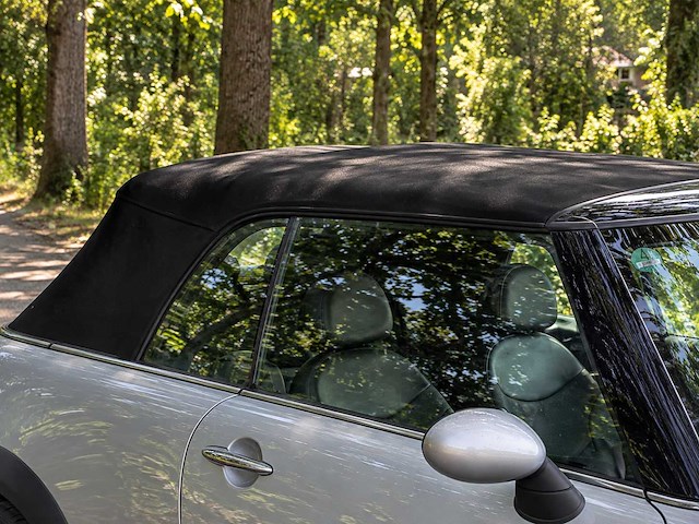Mini - cabrio - 1.6 cooper chili - 2005 - personenauto - afbeelding 11 van  13