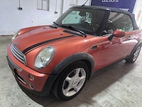 Mini - cabrio - 1.6 cooper chili - 40-pr-tb- 2004 - afbeelding 1 van  15