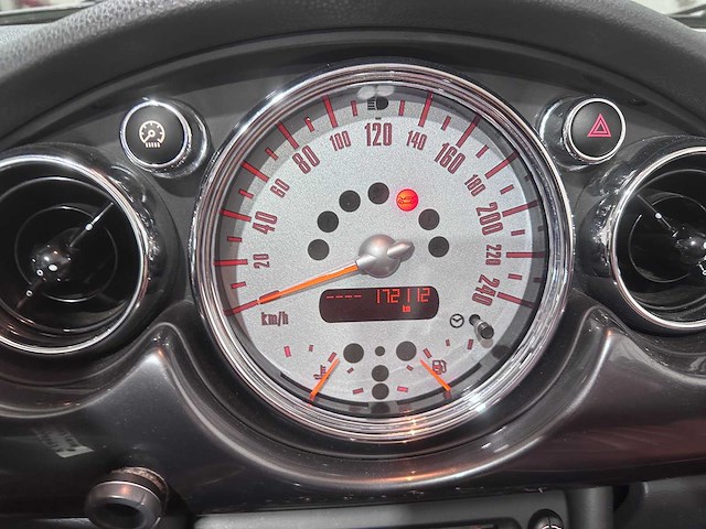Mini - cabrio - 1.6 cooper sidewalk - 28-xn-bt- 2007 - afbeelding 2 van  2
