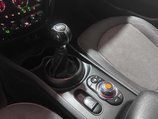Mini - clubman - 1.5 one d bns ed - s-849-hp- 2020 - afbeelding 7 van  23