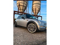 Mini - cooper - personenauto - afbeelding 15 van  21