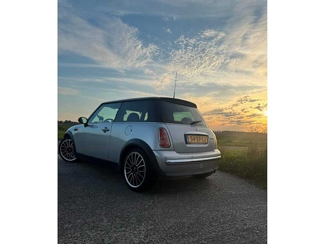 Mini - cooper - personenauto - afbeelding 16 van  21