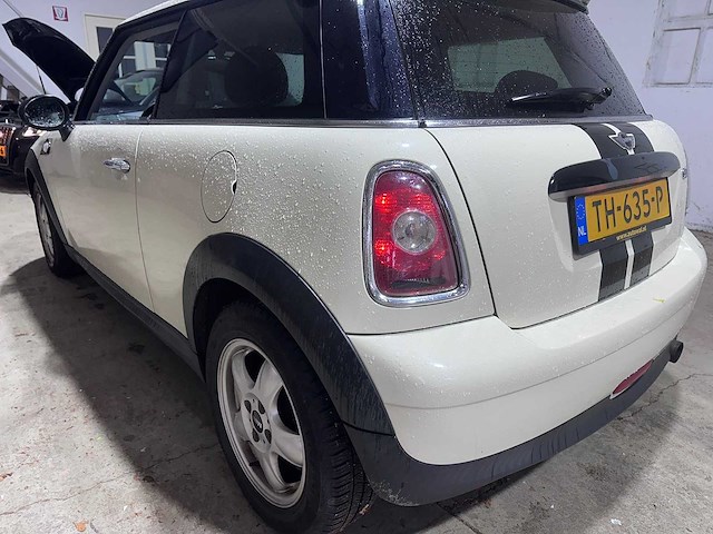 Mini - mini - 1.4 one - th-635-p- 2008 - afbeelding 9 van  16