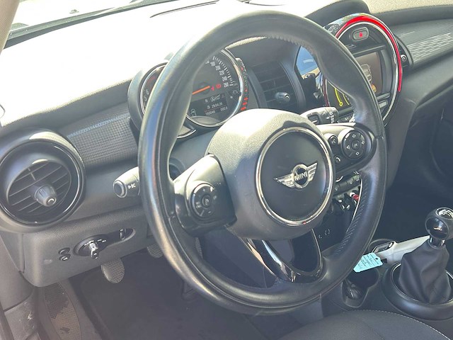 Mini - mini - 1.5 cooper business - car - 2016 - afbeelding 20 van  24