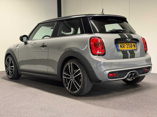 Mini - mini - 1.5 cooper business 2017 nr-358-n iaw - afbeelding 1 van  2