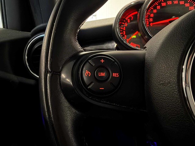 Mini - mini - 1.5 cooper chili - car - 2015|gt-830-d|iaw - afbeelding 1 van  22