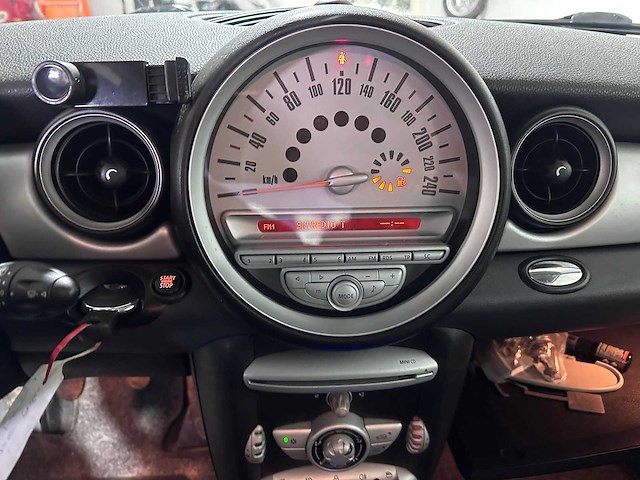 Mini - mini - 1.6 cooper - 30-lzb-7 - afbeelding 2 van  13