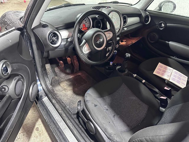 Mini - mini - 1.6 cooper - 30-lzb-7 - afbeelding 9 van  13