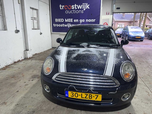 Mini - mini - 1.6 cooper - 30-lzb-7 - afbeelding 4 van  5
