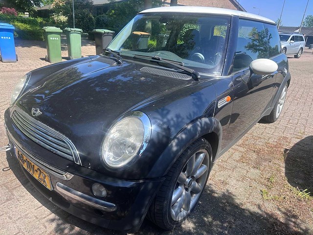 Mini - mini - 1.6 cooper chili - 68-nv-zx - 2004 - afbeelding 1 van  13