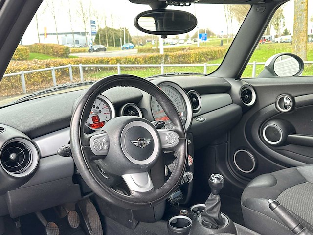 Mini - mini - 1.6 cooper chili - car - 2009 - afbeelding 17 van  21