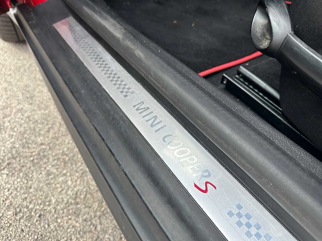 Mini - mini - 1.6 cooper s - car - 2010 - afbeelding 3 van  17