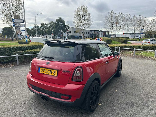 Mini - mini - 1.6 cooper s - car - 2010 - afbeelding 12 van  17